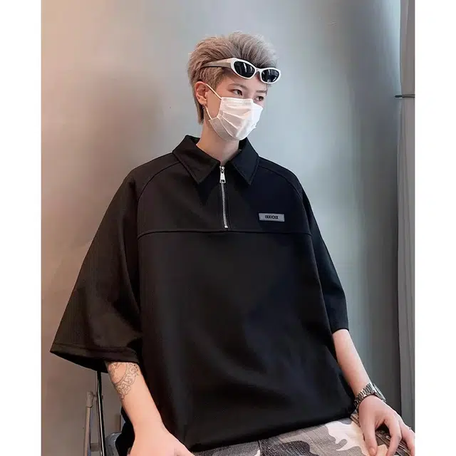 PIERRE CARDIN T