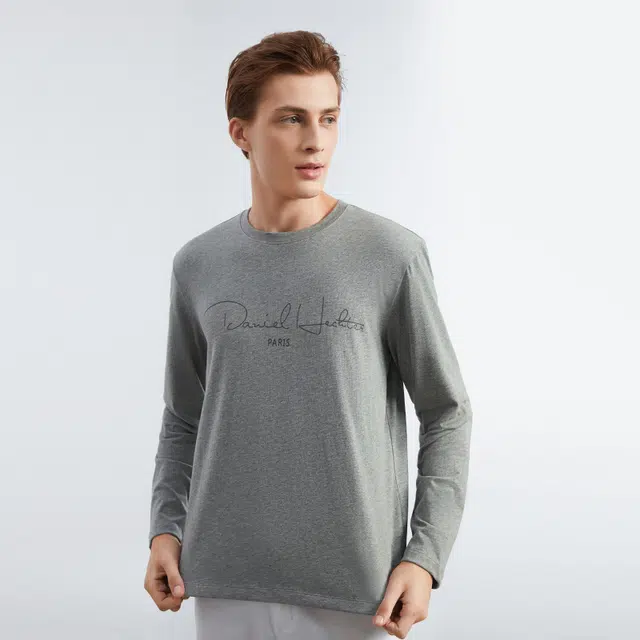 DANIEL HECHTER T