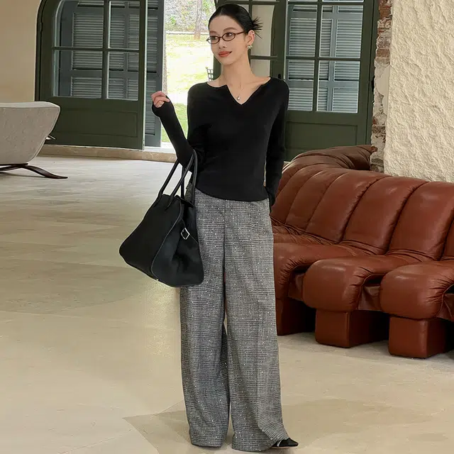 V