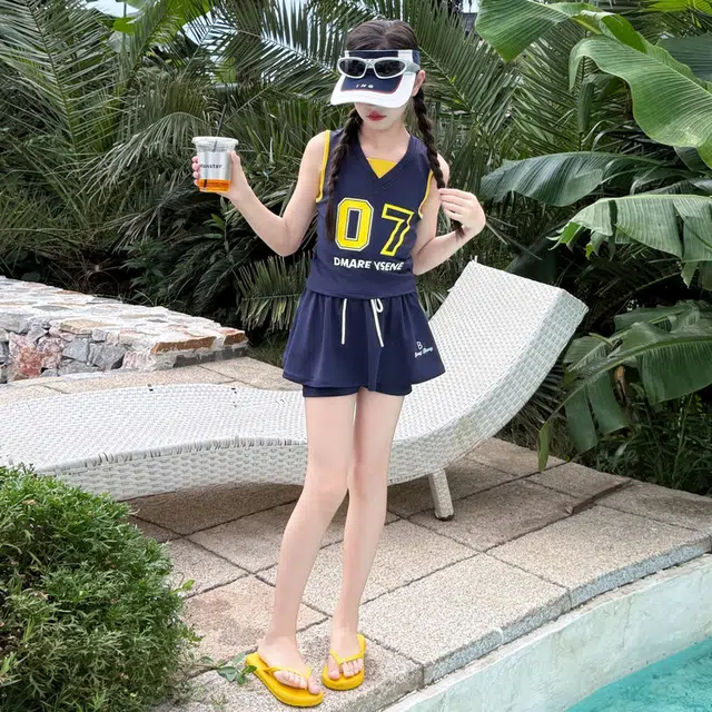 木木兔 夏季时髦洋气时尚女孩字母印花游泳显瘦泳衣裤 儿童款