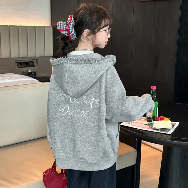 木木兔卫衣 潮流青春时尚 女童秋季外套   宽松舒适柔软 学生 连帽休闲百搭 女孩学院风  中大童钉珍珠