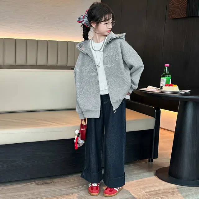 木木兔卫衣 潮流青春时尚 女童秋季外套   宽松舒适柔软 学生 连帽休闲百搭 女孩学院风  中大童钉珍珠