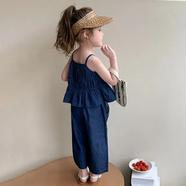 木木兔休闲运动套装 时髦洋气宽松圆领百搭夏季女孩时尚牛仔吊带阔腿裤两件套