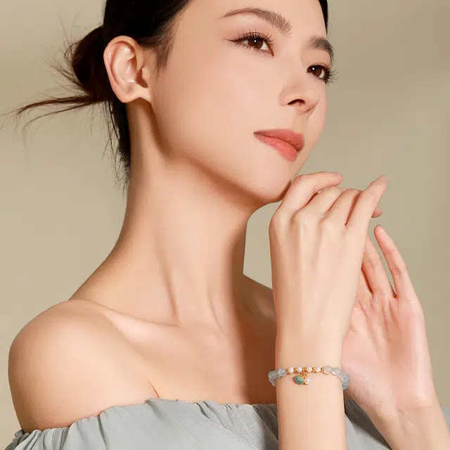 梦金园 新中式国潮多巴胺金镶玉显白串珠手饰 福禄祥云福袋好运连连#送礼 玉髓 手串 女款