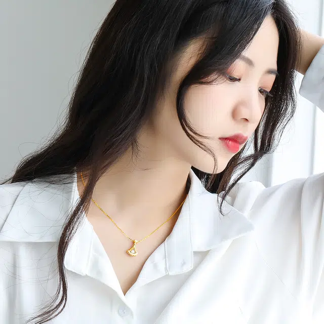 S925