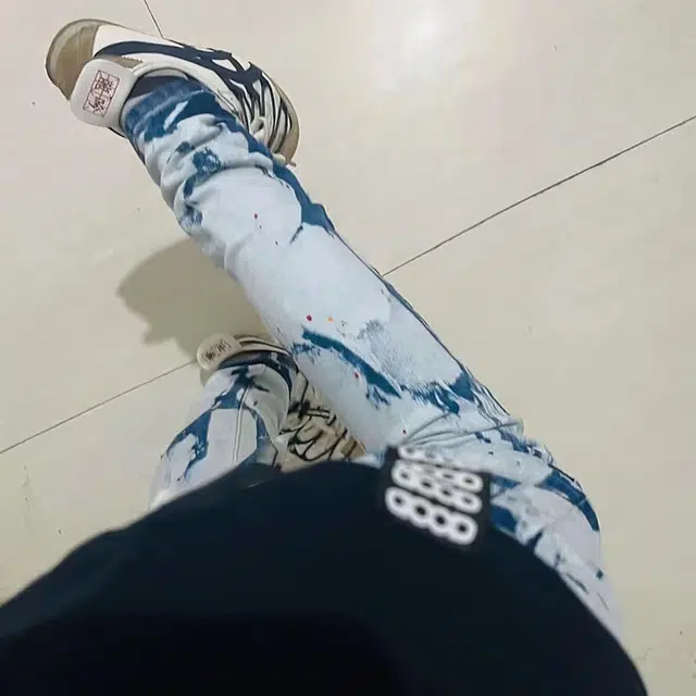 YICHEN vibe