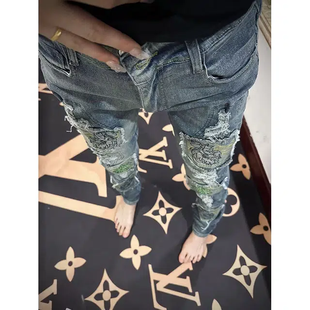 YICHEN vintagehiphop
