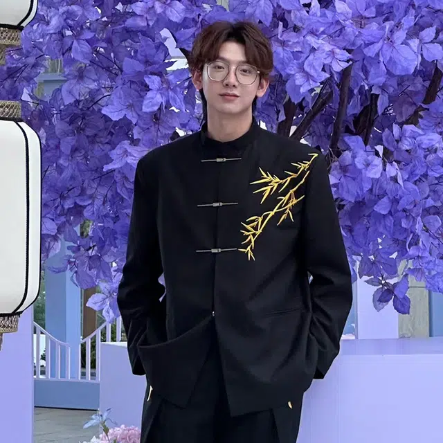 YICHEN