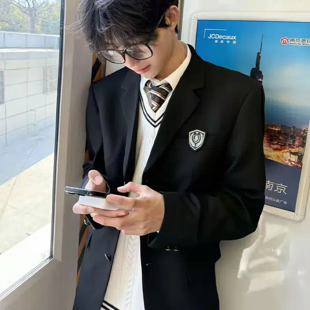 YICHEN dkjk