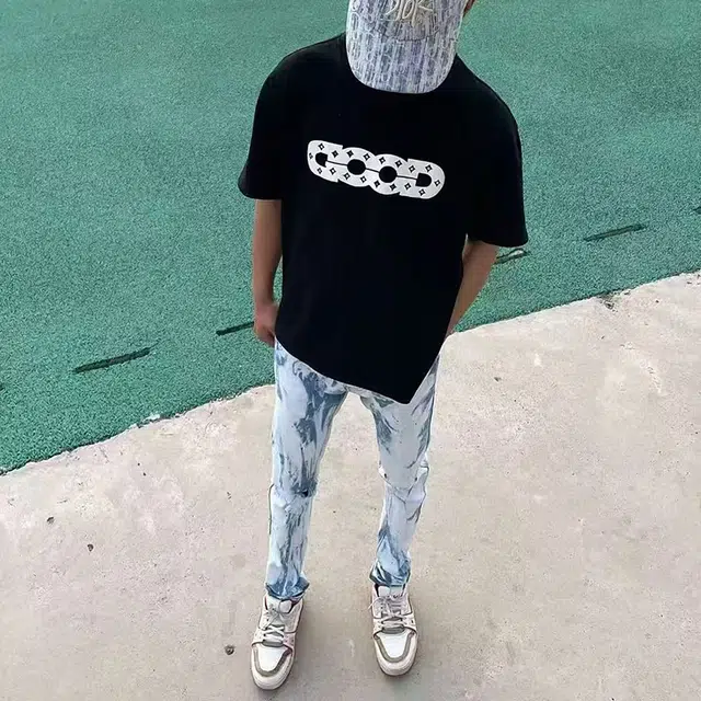 YICHEN vibe