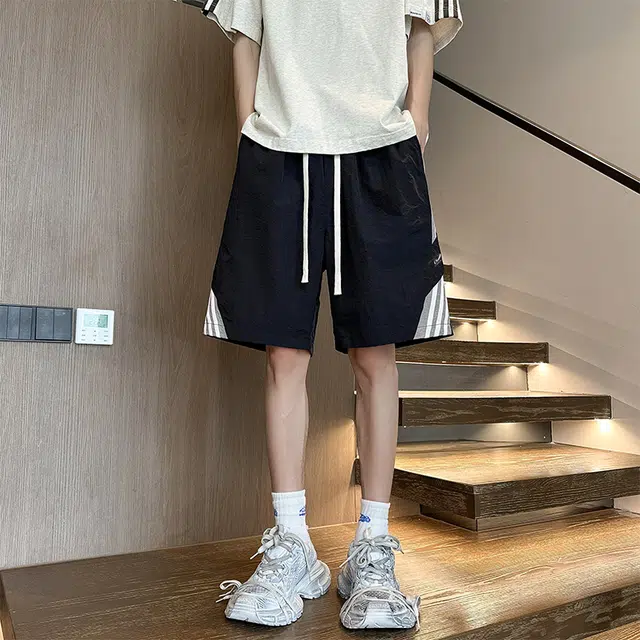 YICHEN