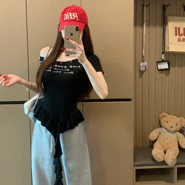 ONE PASS STUDIO T