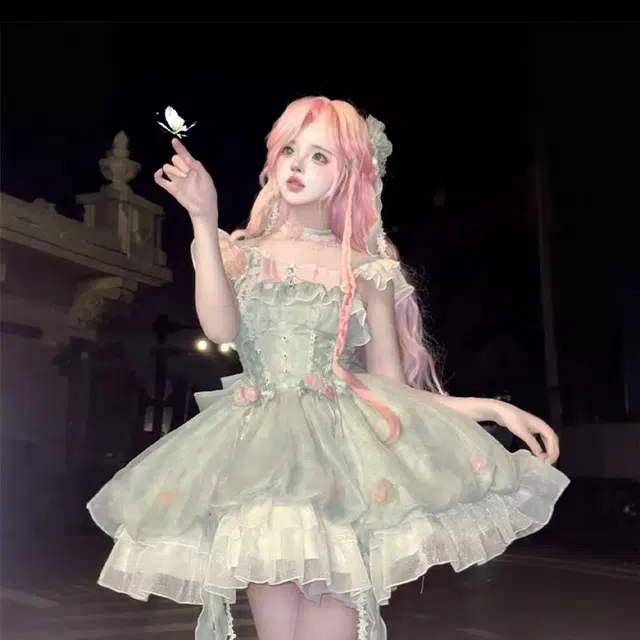 AMUNITS Lolita