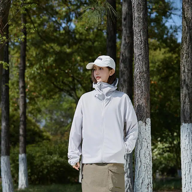 户外旅游钓鱼必备轻薄连帽百搭外套防晒服 男女同款