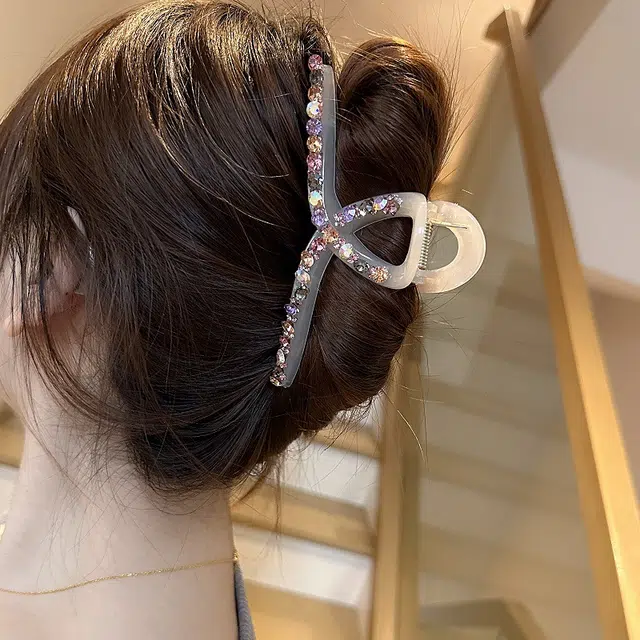 蒙妮 超闪彩色交叉 亚克力 发夹 女款