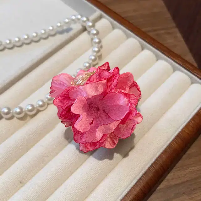 蒙妮 超仙森系花朵抓夹 亚克力 发夹 女款