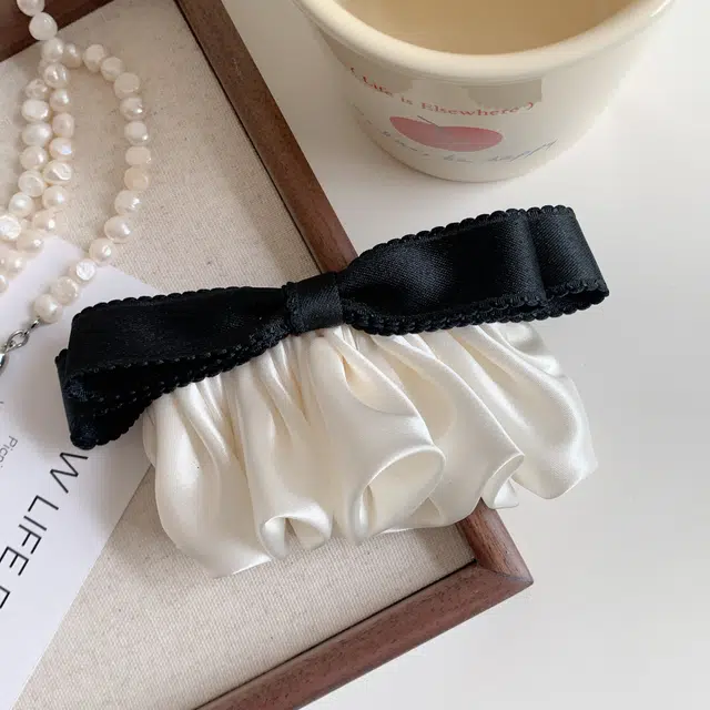 蒙妮 缎面蝴蝶结褶皱侧边夹 涤纶 发夹 女款