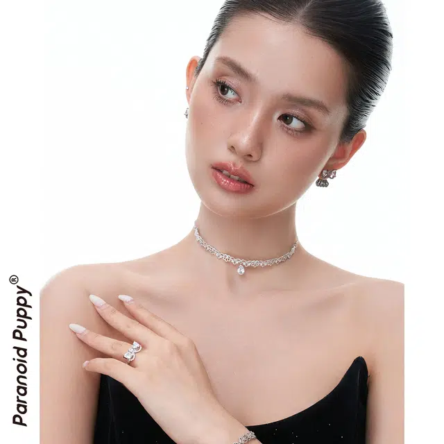 PARANOID PUPPY choker