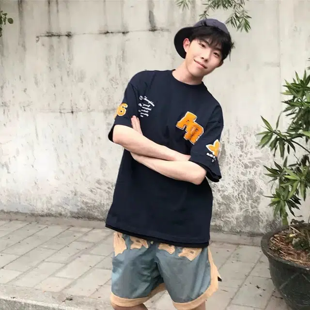 Hypeyourself T