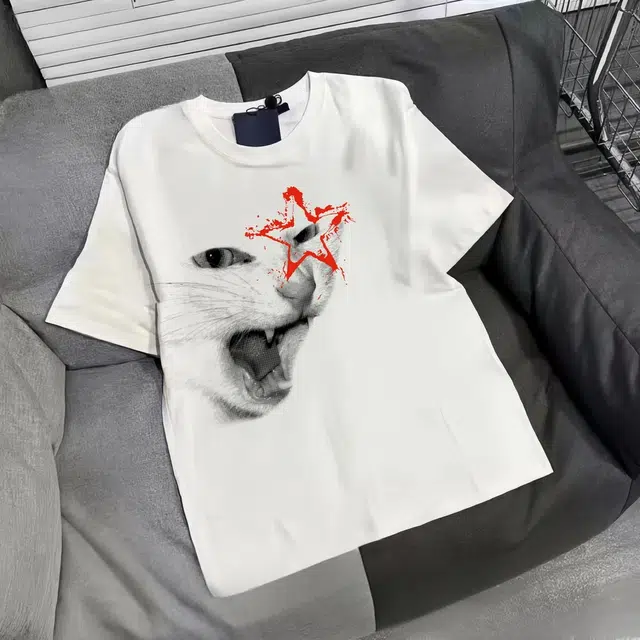 Hypeyourself T