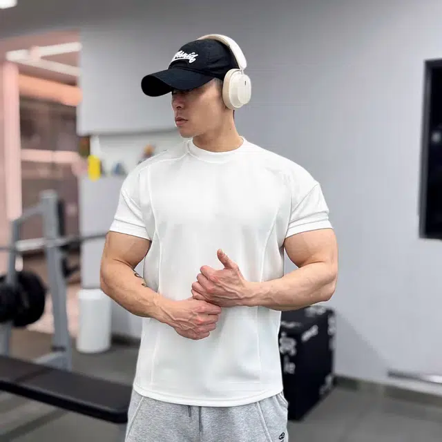 Hypeyourself T