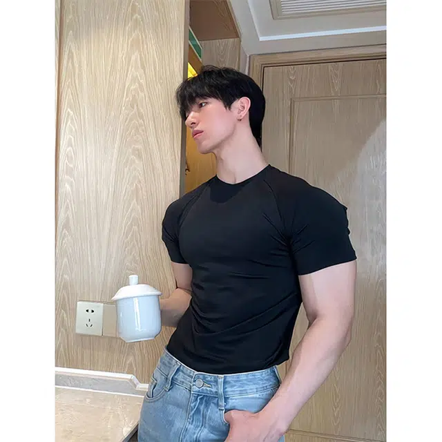 Hypeyourself T