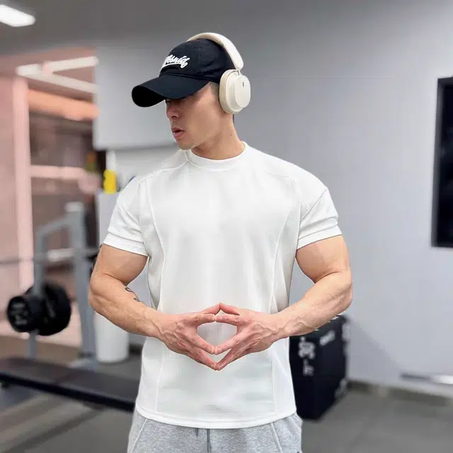 Hypeyourself T