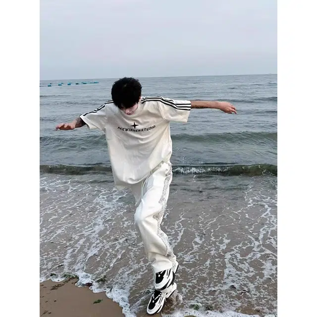 Hypeyourself T