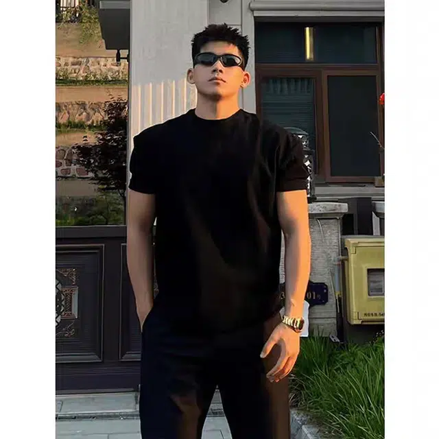 Hypeyourself T