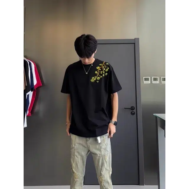 Hypeyourself T