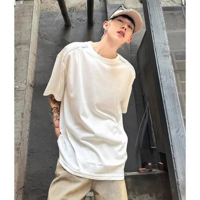 Hypeyourself T