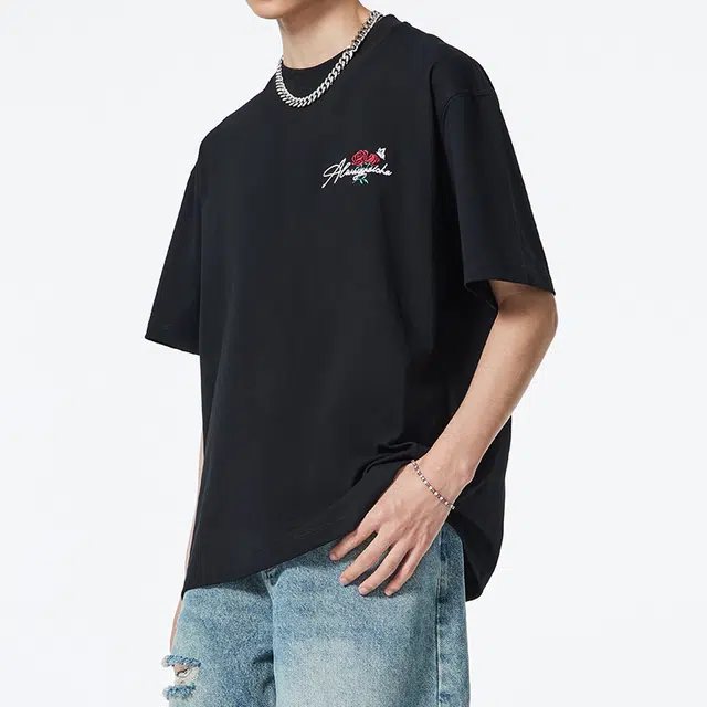 NAICHA STUDIO T