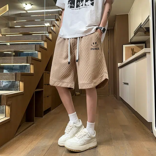 兰缪 美式复古高街简约基础款设计印花日常通勤户外宽松运动透气潮流柔软百搭直筒垂感系带五分休闲短裤 男女同款