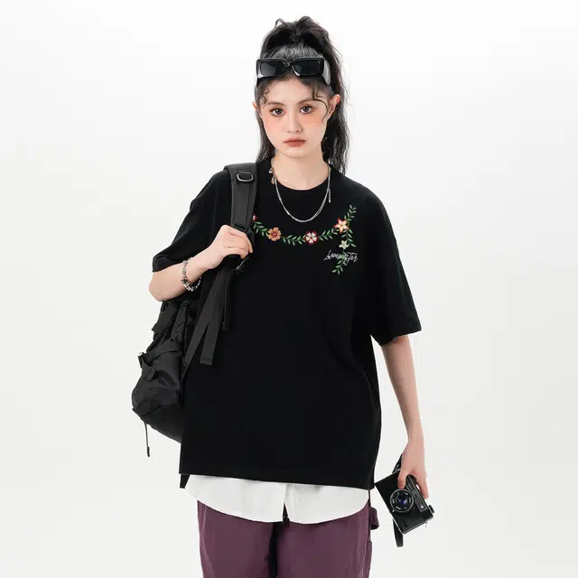 love monster T