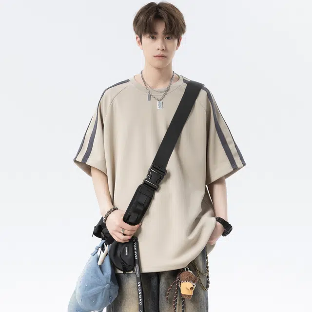 love monster T