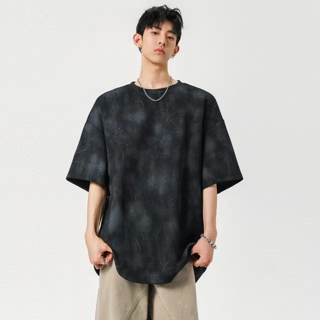 love monster T