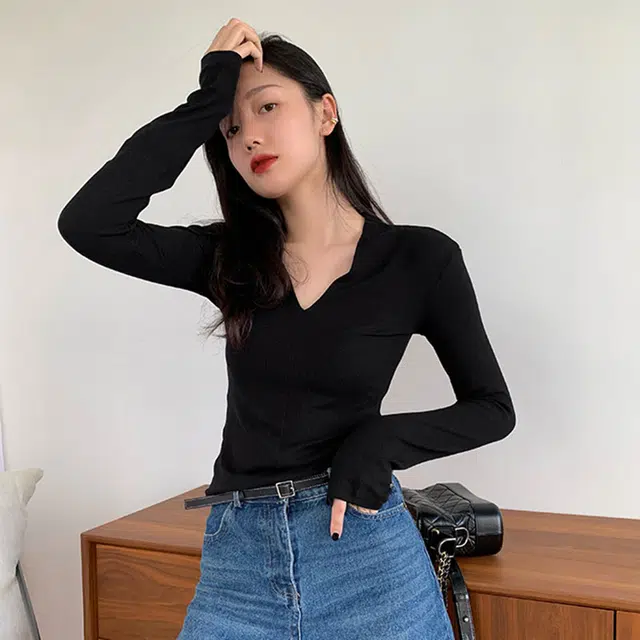 V T