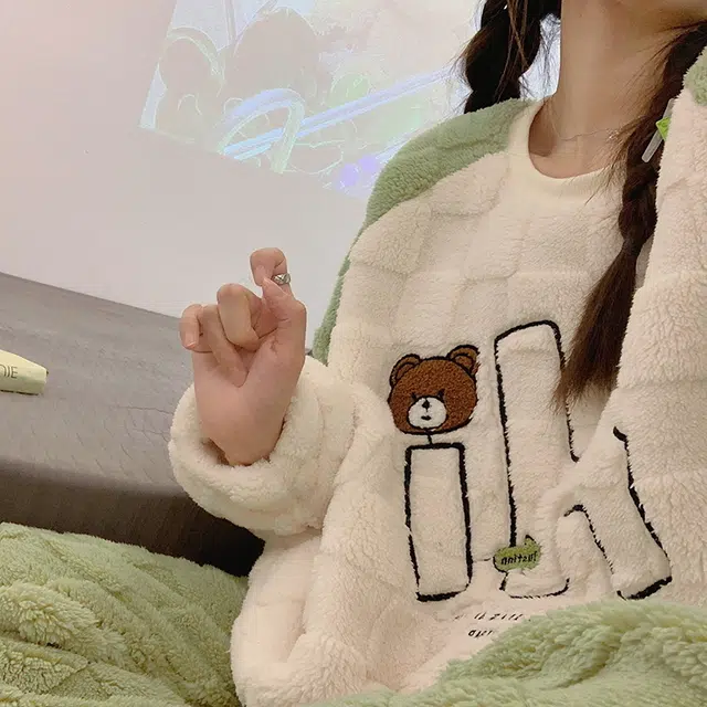 都市丽人 柔软舒适亲肤透气吸湿排汗蓄热锁温家居服长袖长裤睡衣套装 女款 图片色