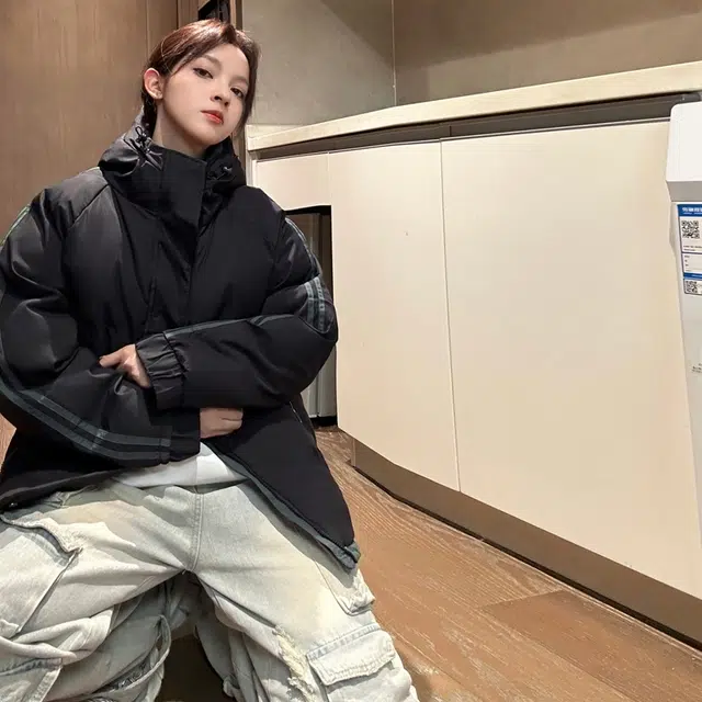 【dme】 拼接撞色假两件加厚保暖连帽羽绒服 男女同款