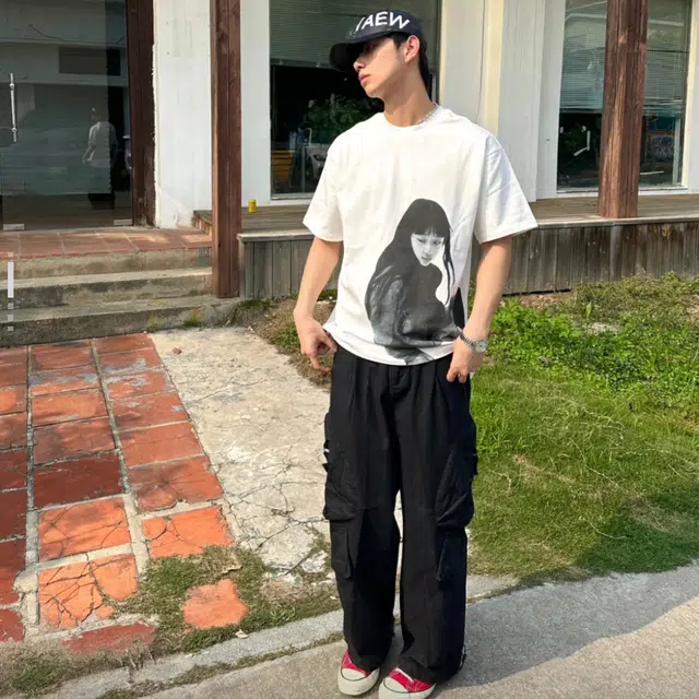 PAINT STAIN T