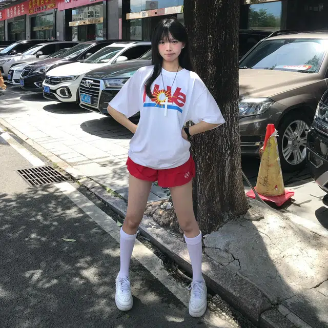 BLUELANDINC T