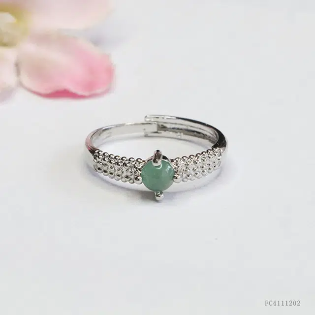 周纪福 好运湖水蓝活口食指中指轻奢精致高级感 糯冰 翡翠戒指 女款