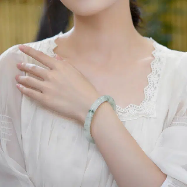 周纪福 好运圆条叮当 天山翠 手镯 女款
