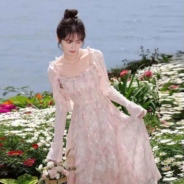 依钗 法式浪漫碎花设计感上衣与裙装套装 女款