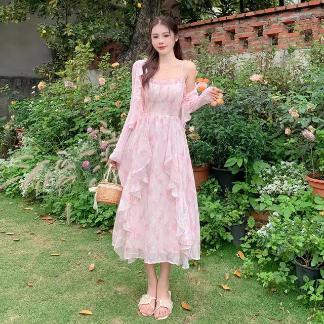 依钗 法式浪漫碎花设计感上衣与裙装套装 女款