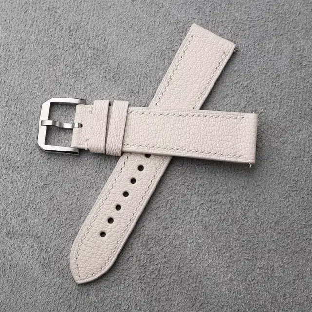 Benchmark tank chevre 75115