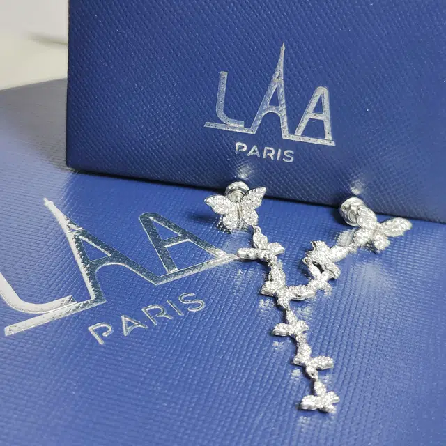 LAA 925