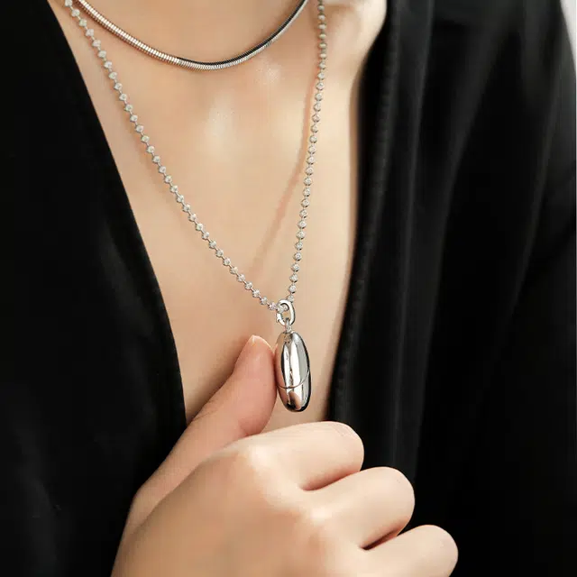 JACQUEANGEL 18k