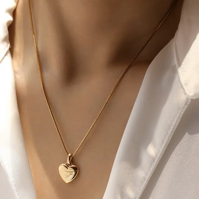 JACQUEANGEL 18k