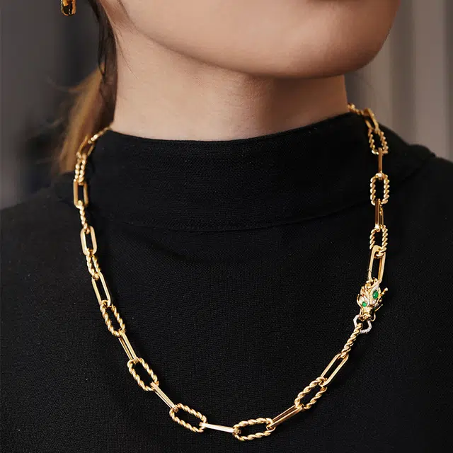JACQUEANGEL 18k
